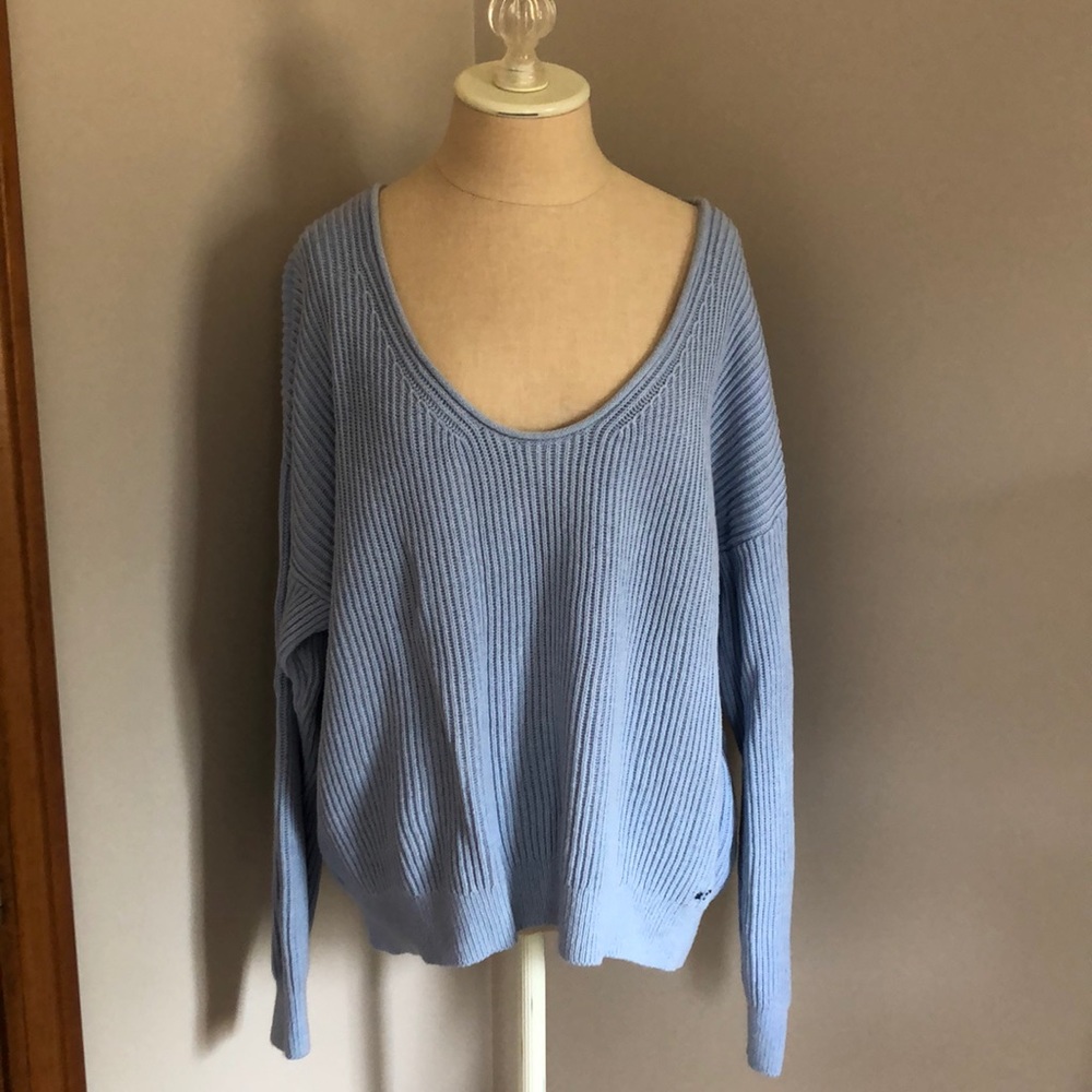 Abercrombie & Fitch V-Neck Sweater